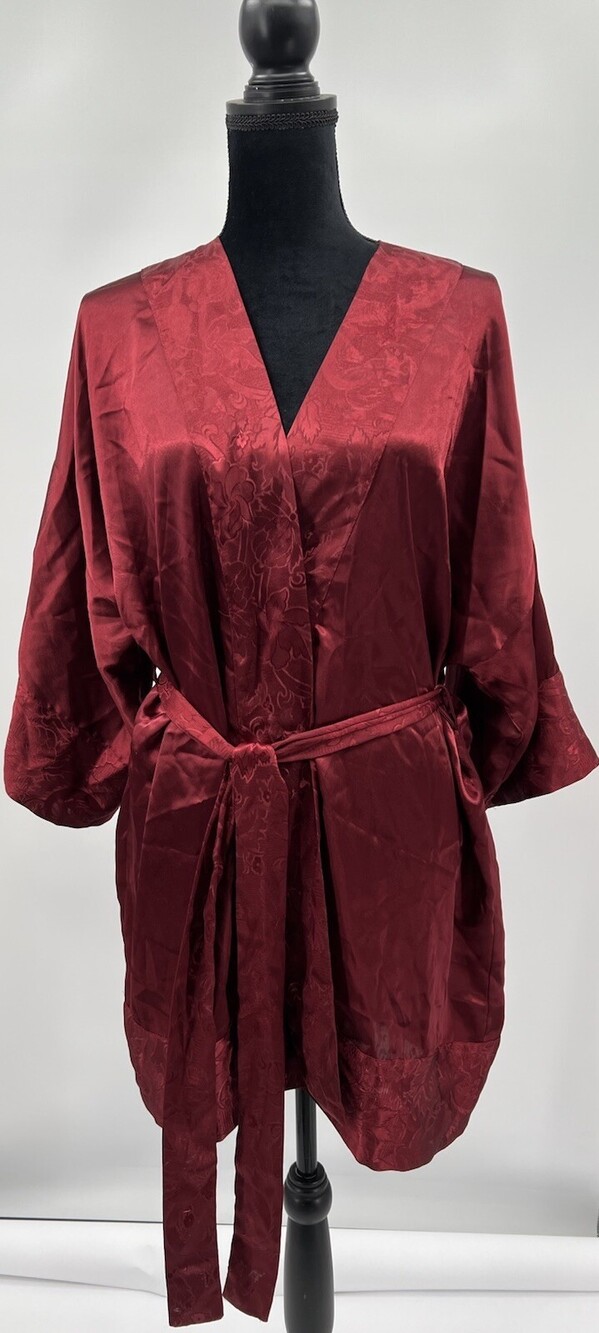 Vintage Gold Tag Victoria’s Secret Floral Lingerie Kimono Sleeve Robe One Size